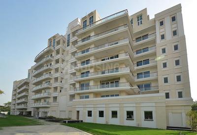Gallery Cover Pic of DLF Queens Court