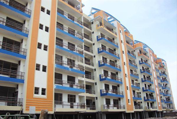 Gallery Cover Pic of Royale Empire