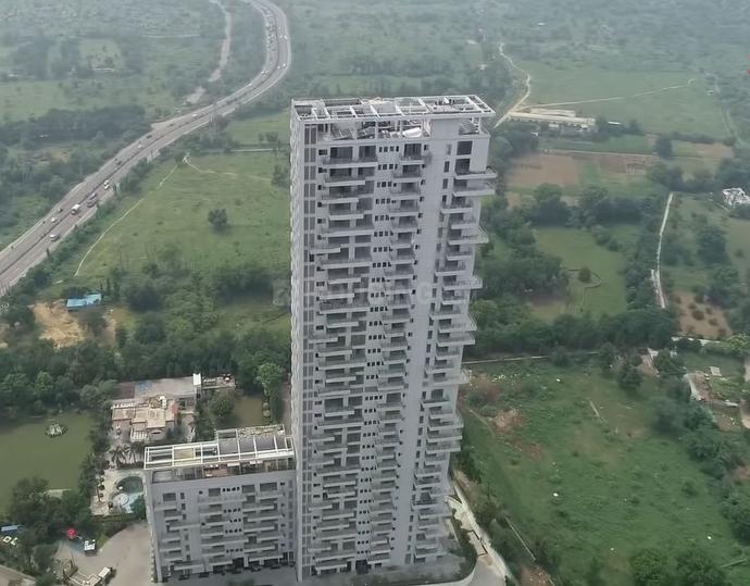 Paras Quartier - Image 1