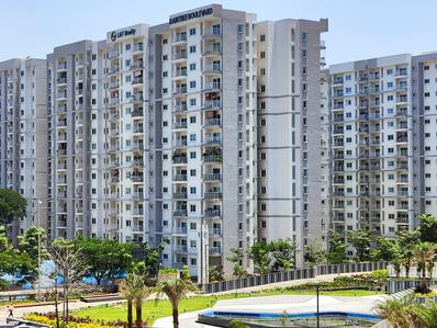 Gallery Cover Pic of L And T Raintree Boulevard