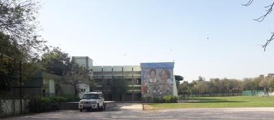 Greater Kailash Schools/Universities 1
