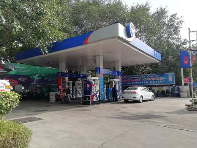 Nizamuddin East Petrol Pumps 1