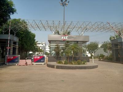 Sector 57 Locality Images 1