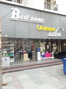 Sector 76 Fitness & Beauty 1