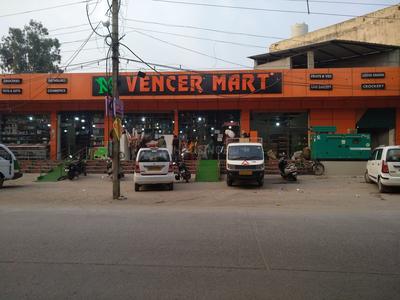 Sector 3A Groceries/Supermarkets 1