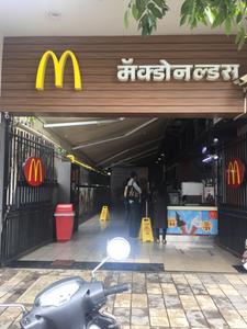 Khar West Food & Drinks 1