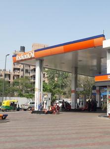 Sri Niwaspuri Petrol Pumps 1