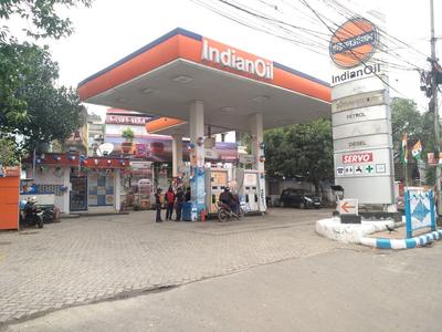 Jadavpur Petrol Pumps 1