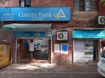 University Enclave Banks 1