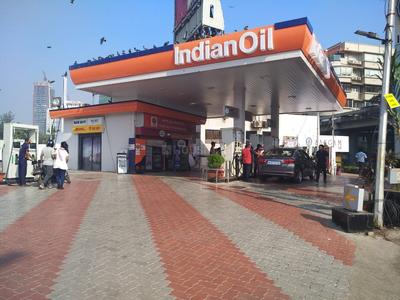 Marine Lines Petrol Pumps 1
