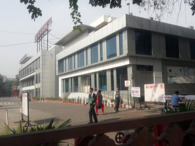 Loni Industrial Area Hospitals/Clinics 1