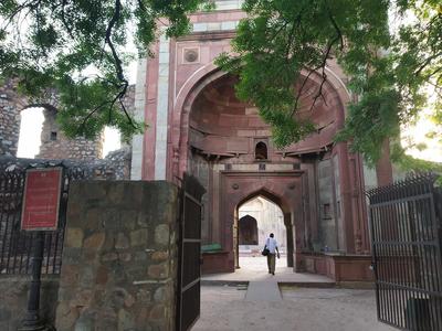 India Gate Places of Worship 1