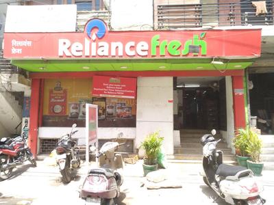 Lado Sarai Groceries/Supermarkets 1