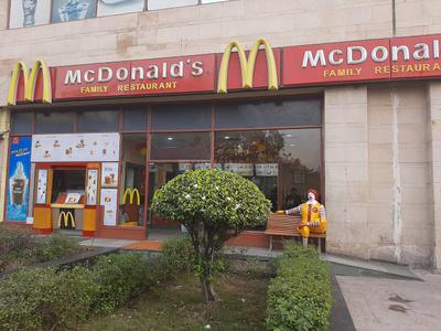 Kashmere Gate Food & Drinks 1