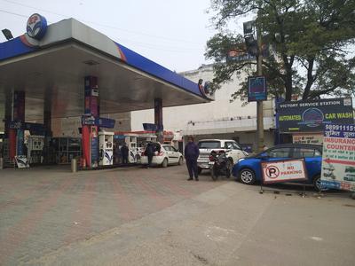 Dilshad Garden Petrol Pumps 1