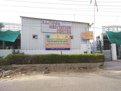 Sector 46 Fitness & Beauty 1