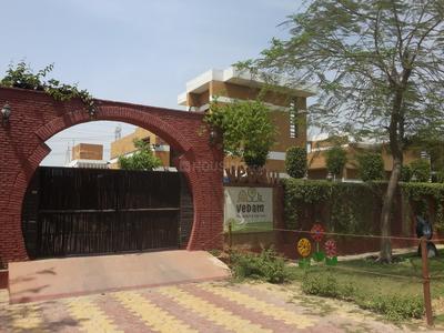 Eta 1 Schools/Universities 1