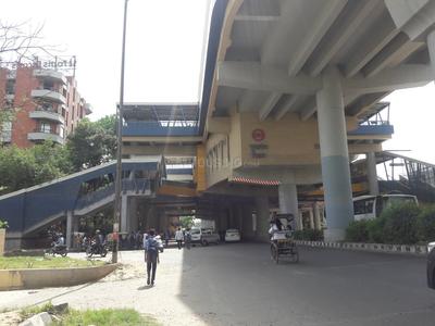 Sukhdev Vihar Travel/Commute 1