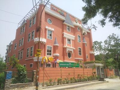 Dis Junior play school