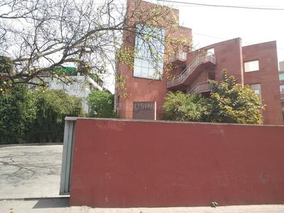 Lado Sarai Shopping Malls 1