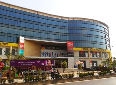 Kurla West Shopping Malls 1