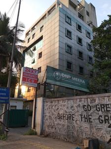 Oyster And Pearl Meera Hospital