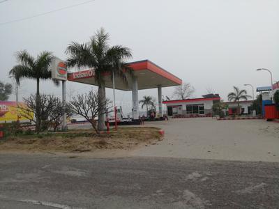 Manjhawali Petrol Pumps 1