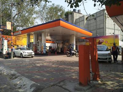 Old Delhi Petrol Pumps 1